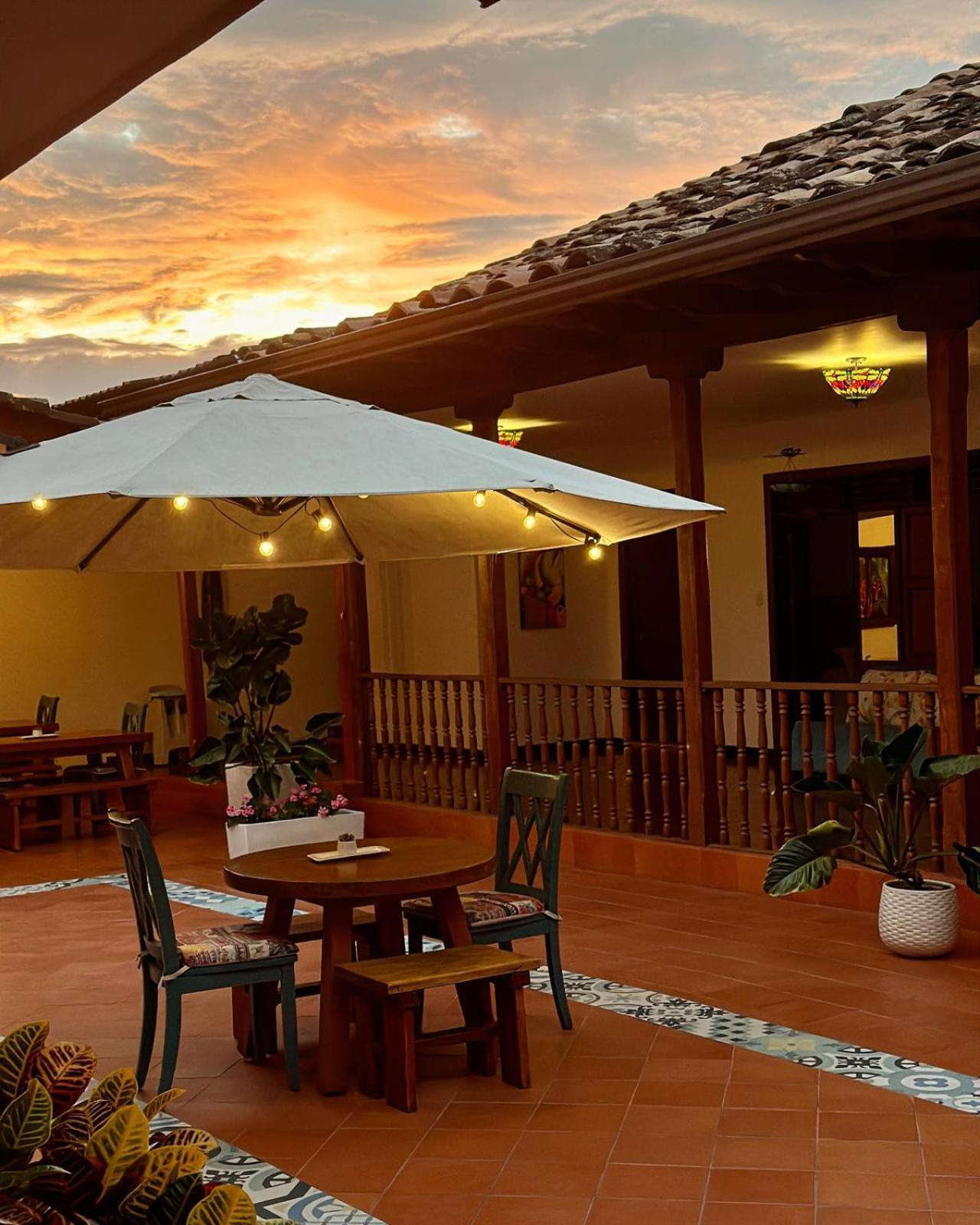 Hotel Colonial Andino - Parque Principal De Pitalito Eksteriør bilde