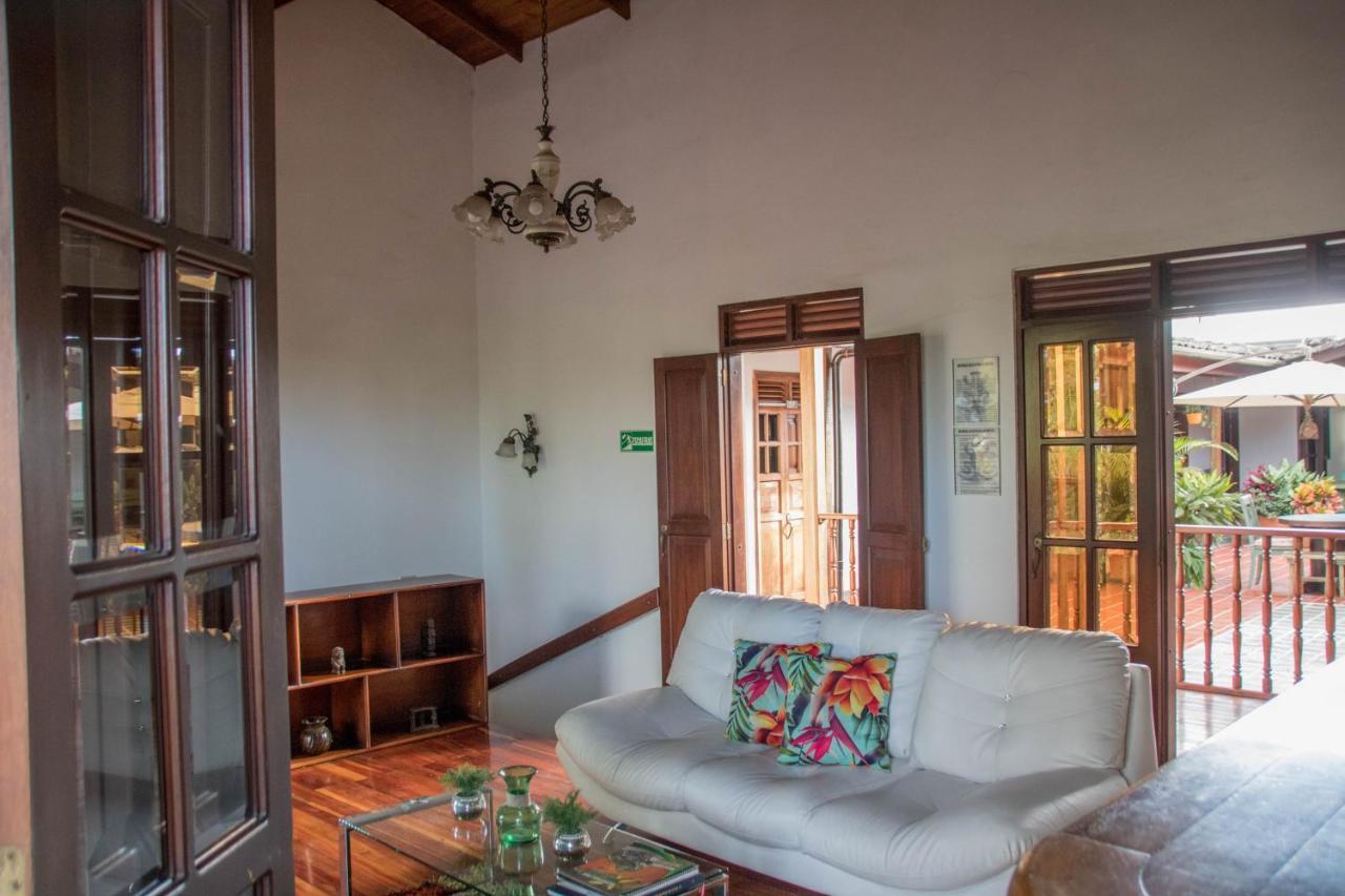 Hotel Colonial Andino - Parque Principal De Pitalito Eksteriør bilde